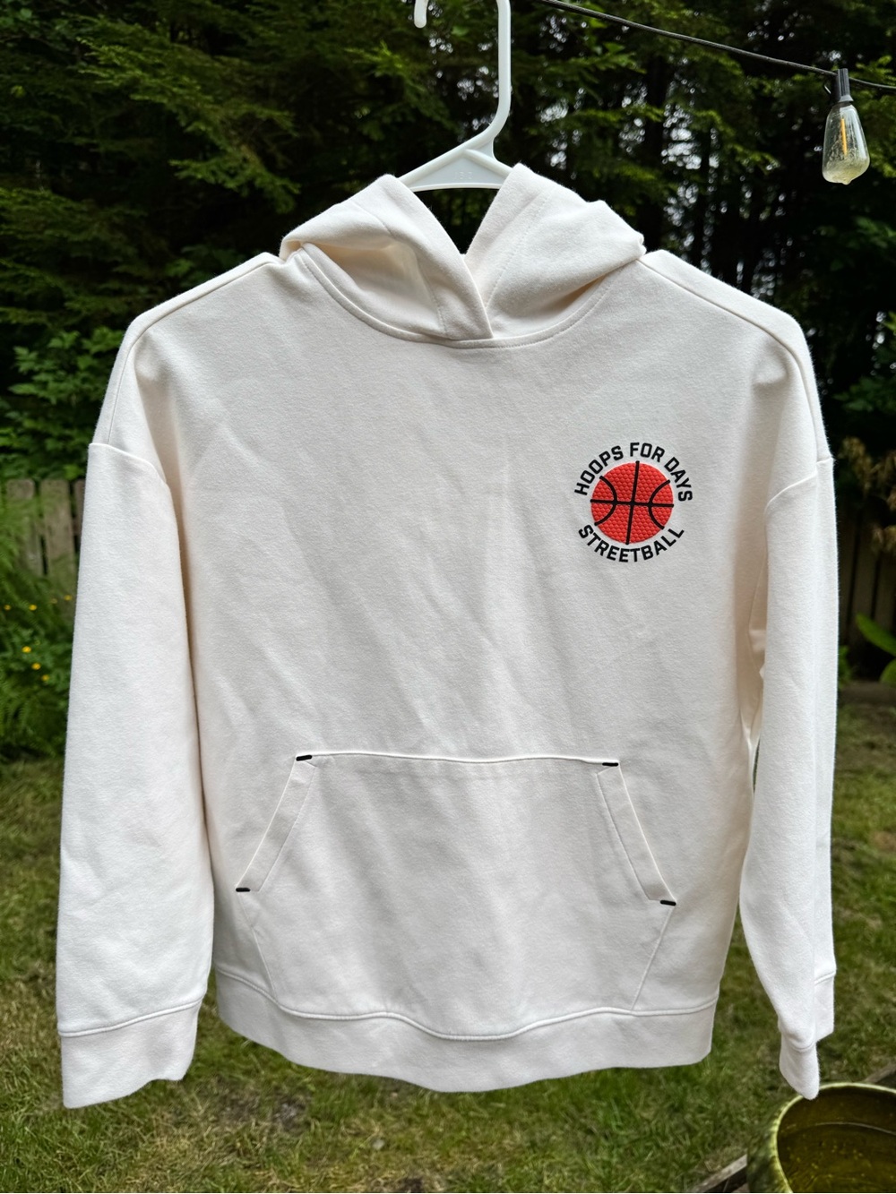 Old Navy Active Dynamic Fleece Pullover - White and Navy